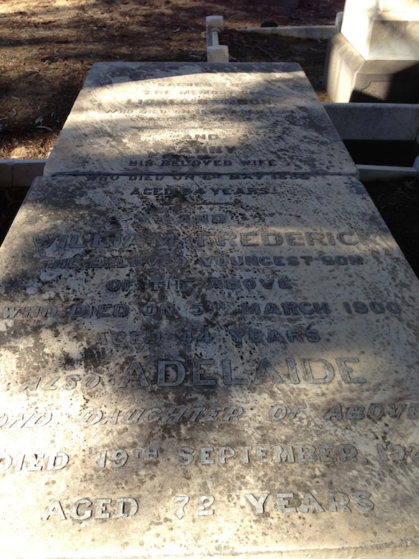Samson grave