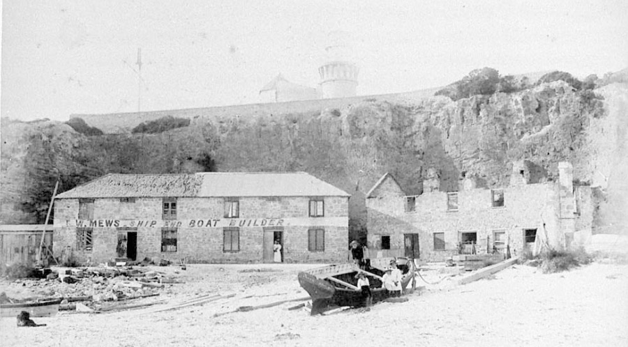mews boathouse
