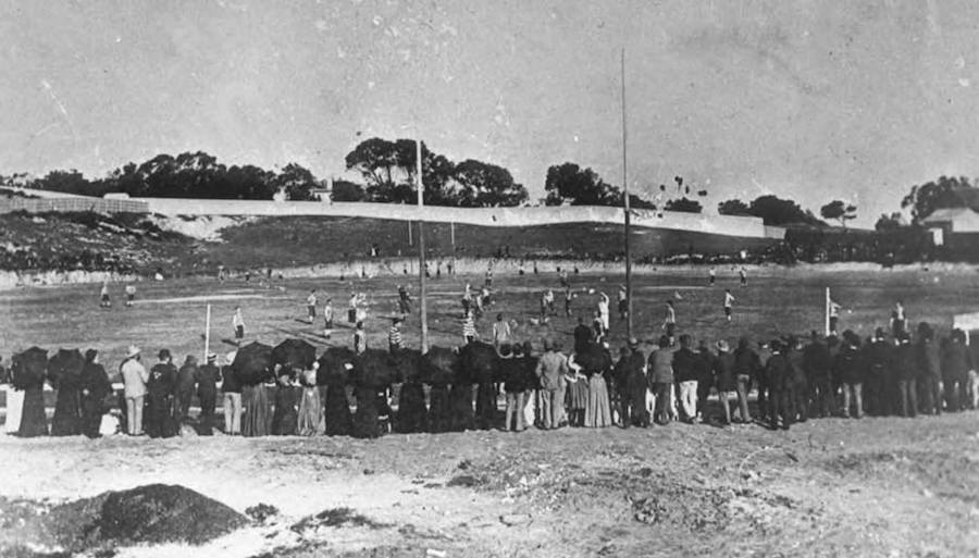oval1896