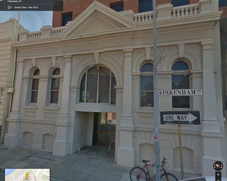 9 Pakenham