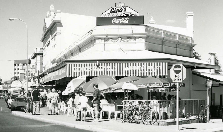 gino's