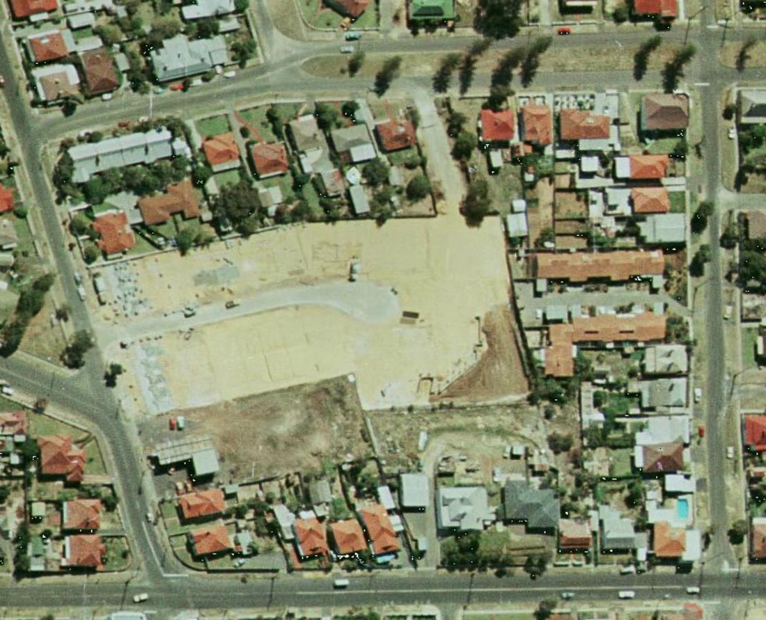 File:Sunnywest 1985 aerial.png