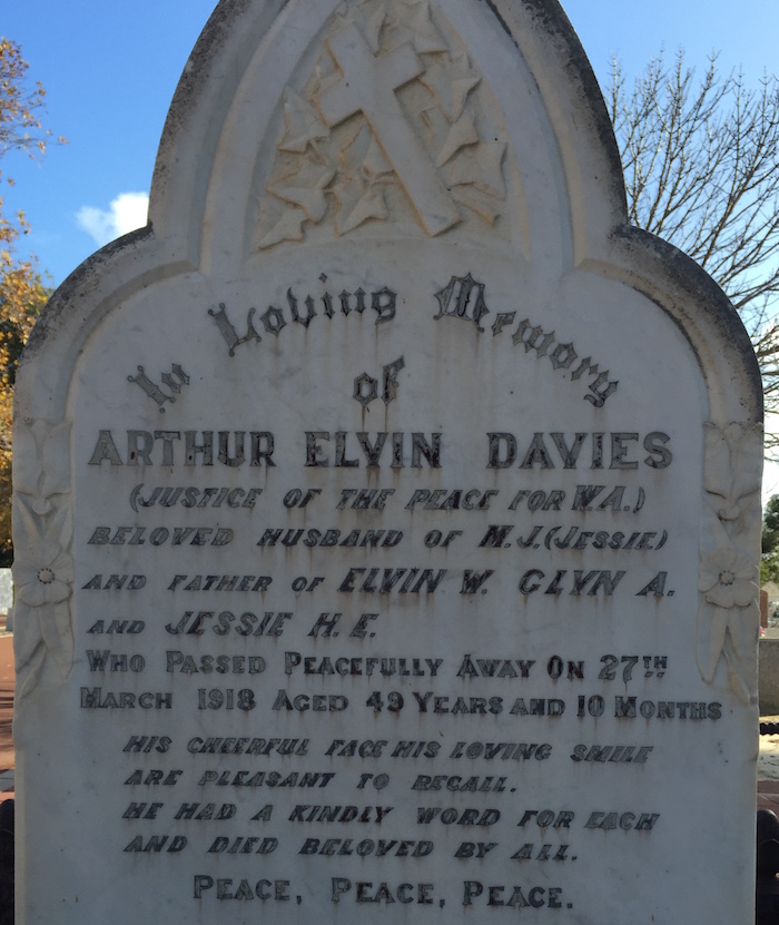 arthur e
