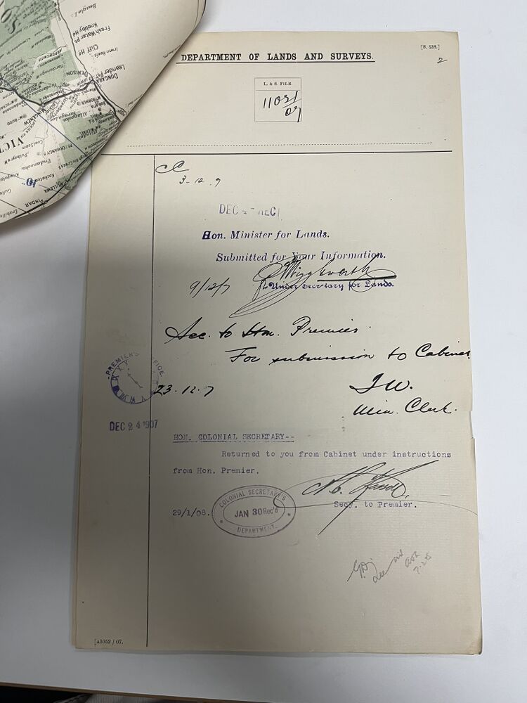 File:SRO1908-0791 Madrid Restaurant 4.JPEG
