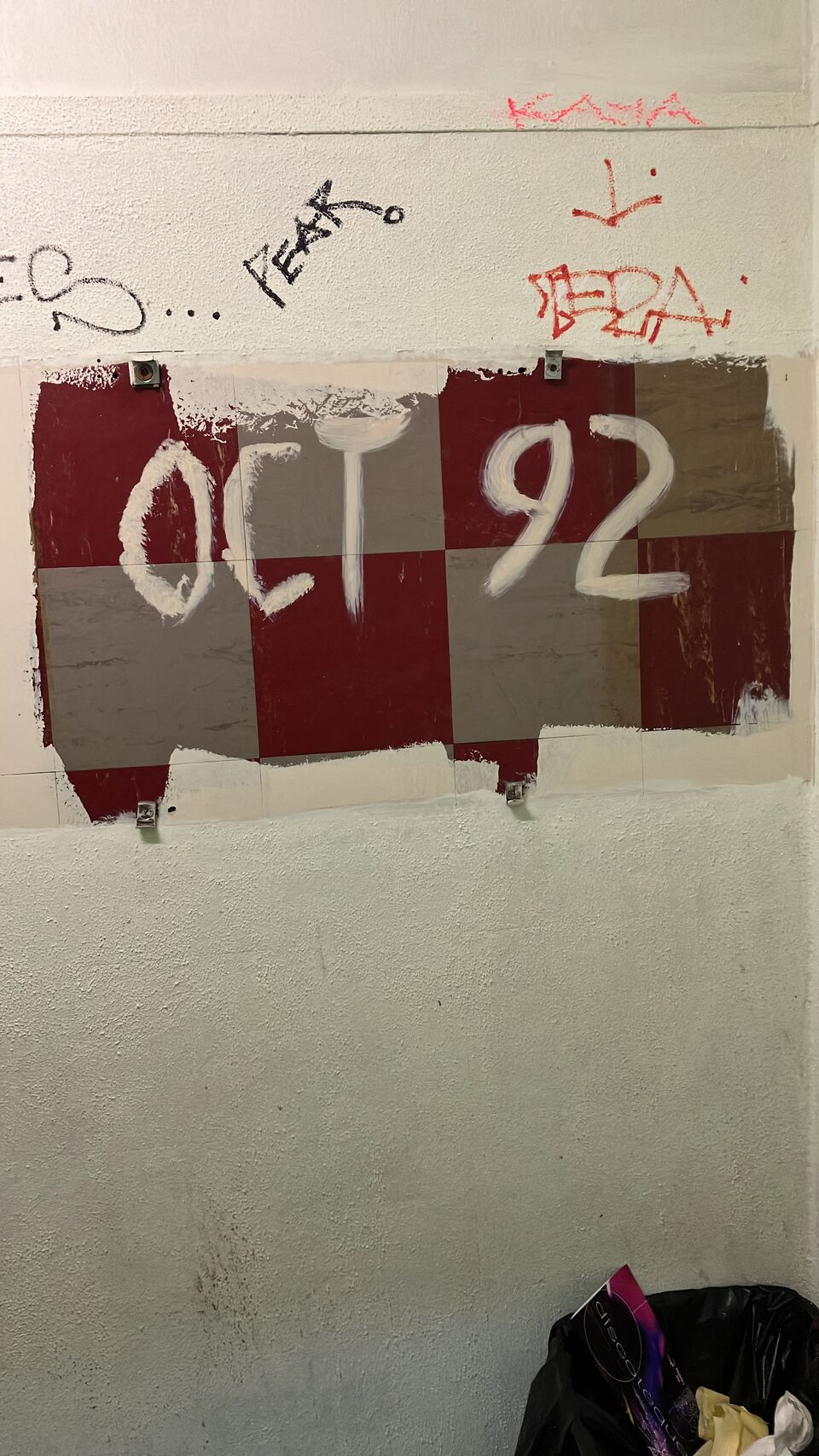 File:Buffalo Club upstairs gents 2026-09-19.jpg