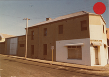 Side of no. 23 Quarry Street